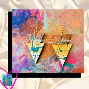 M-249: Earth Tone Spattered Spear Earrings